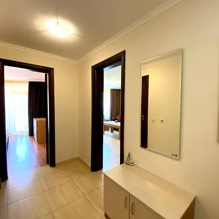 Bratanov Arena Apartment